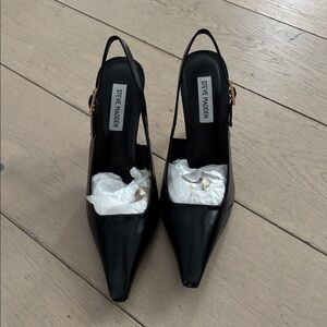 Steve Madden “Divine” slingbacks